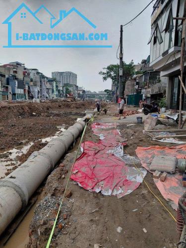 Mặt phố Đê La Thành 43m2 mặt tiền 7m quy hoạch đẹp nhỉnh 23 tỷ hiếm Đống Đa