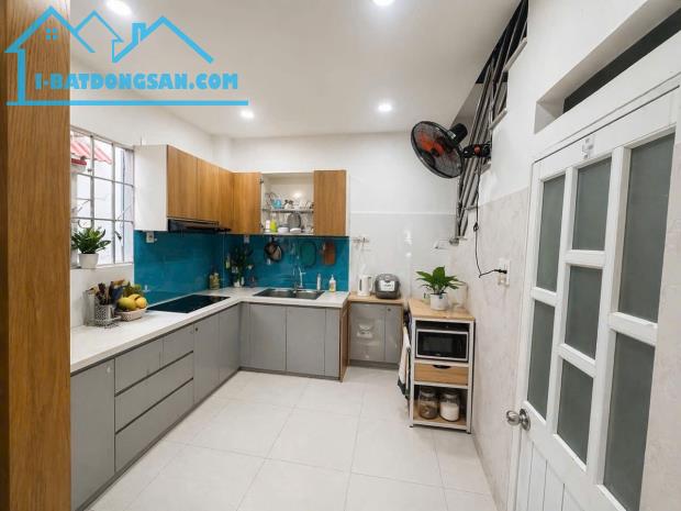 Bán gấp nhà mới, lô góc, ô tô tận cửa Tân Bình, khu dân trí, đủ tiện ích, 3.x tỷ. Hiếm