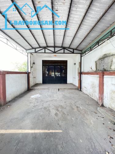 Nhà HXH Võ Văn Hát, Long Trường – Dt 126m² (4.8 nở hậu 5 x 26m)