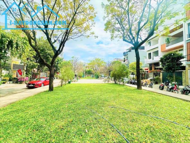 VIEW CÔNG VIÊN DÒNG TIỀN CAO 8 tầng mặt tiền AN THƯỢNG 22 mới 100%