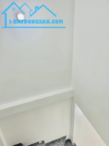 NHÀ ĐẸP MẶT NGÕ, 10M RA PHỐ CHÍNH, KD - PHỐ NGUYỄN TRÃI, THANH XUÂN - HƠN 2 TỶ