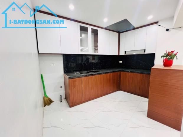 BÁN GẤP NHÀ XUÂN ĐỈNH 39M2 X 5 TẦNG- CHỈ 230TR/M - FULL NỘI THẤT- GẦN Ô TÔ