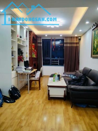 Bán Gấp căn chung cư cao cấp Tòa NO3-T1 Ngoại Giao Đoàn 91.1M2 giá nhỉnh 12 tỷ
