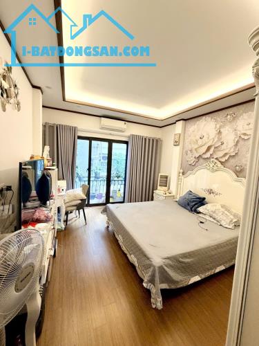 Cơ hội sở hữu nhà Tôn đức Thắng, Gara Ô.tô chỉ 16 tỷ