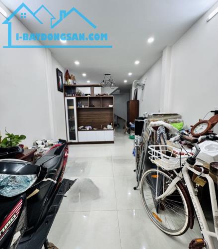 Nhà đẹp 3 tầng, Trường Chinh, Tân Bình, 43m2, chỉ 6.x tỷ TL