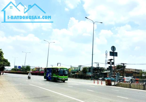 Căn Hộ Dịch Vụ, Hẻm Ô Tô, 30 Tr/th, Quốc Lộ 1A-Linh Xuân, 170m2(7mx24m), Nhỉnh 8 Tỷ (TL)