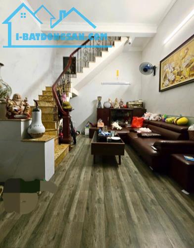 🍕 HIẾM BẠCH MAI 12,8 TỶ/ 37M2/ 50M2T2/ 3 TẦNG/ MT4,2M - EM TRAI MẶT PHỐ - SÁT NGÃ TƯ.