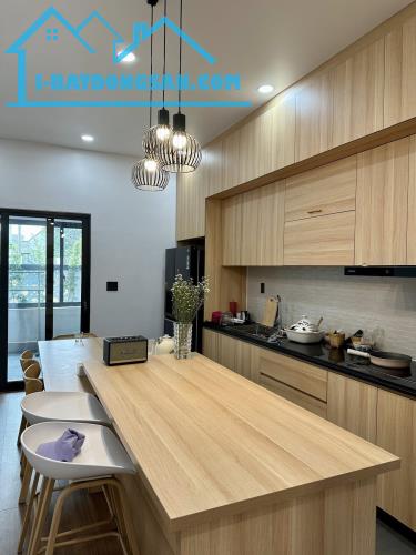 XUÂN ĐỈNH – NHÀ ĐẸP Ở NGAY – THANG MÁY ÊM RU – CHỈ 10 TỶ!