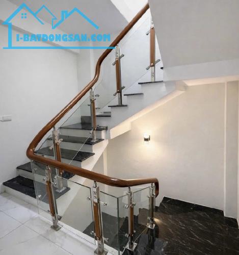 Nhà 4 tầng xã Mê Linh Hà Nội, 3 tỷ Nhỉnh.