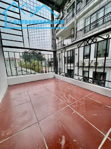 Bán Nhà Phố Thanh Nhàn, mặt ngõ thông, KD, sát phố, KO QH, 20m2, 5 tầng, Sổ đẹp, hơn 5 Tỷ