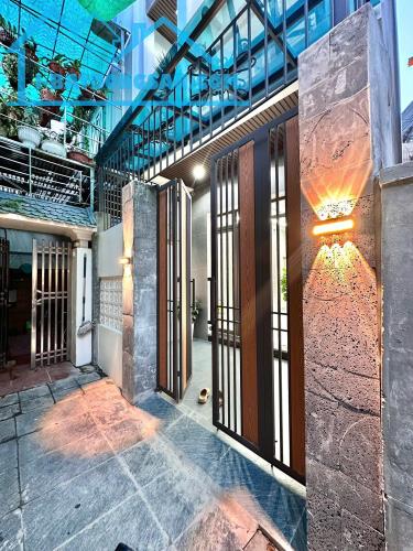 BÁN NHÀ 2 TỶ 700 TRIỆU, NGÕ NGẮN GẦN NGÃ TƯ TRƯỜNG CHINH - PHÙ NGHĨA, 52M2 x 3 TẦNG