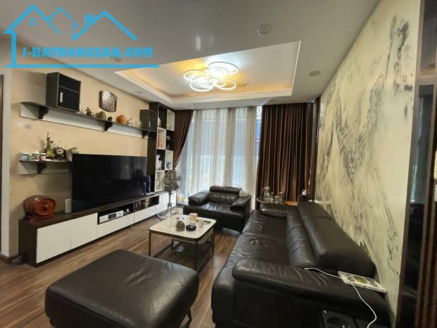 Bán Gấp tòa CC NO1-T8 ngoại Giao Đoàn căn hộ VIP cao cấp 136M2 giá 14.8 Tỷ