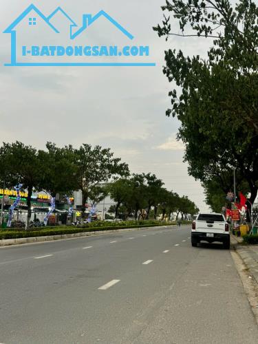 *Cần tiền bán gấp, mặt tiền đường Nguyễn Phước Lan, cho thuê 8tr/th, dt 100m2, giá 15,2 Tỷ