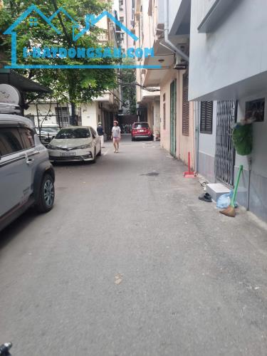 Bán đất Vũ Tông Phan 38m2 mặt tiền 3.7m ô tô tránh đỗ 11.8 tỷ hiếm Thanh Xuân
