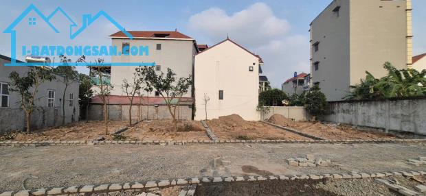 BÁN ĐẤT BÌNH MINH, BÌNH ĐÀ, MỚI TINH VỪA RA LÒ, Ô TÔ VÀO ĐẤT 80M2 GIÁ CHỈ HƠN 6 TỶ