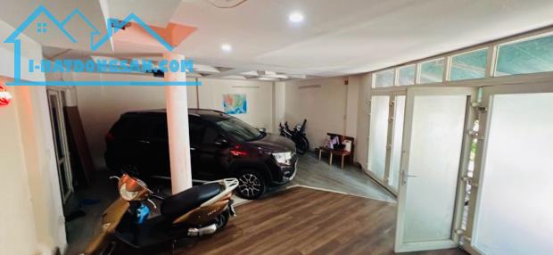 Bán Nhà 5 Tầng, Mặt Tiền Trường Sa. Gần 70M2 Ngang Đẹp 5,5m Chỉ 16,5 Tỷ.