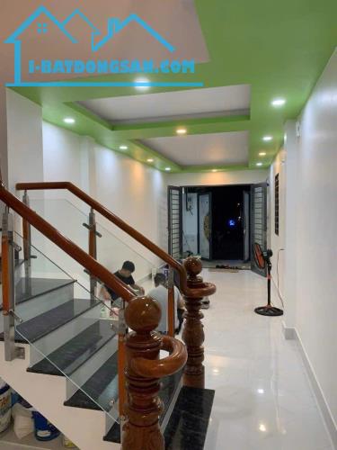 Hẻm xe hơi Nguyễn Trọng Tuyển_Nguyễn Văn Trỗi, 63m2, nở hậu, cho thuê 16tr/th, 7.55 Tỷ