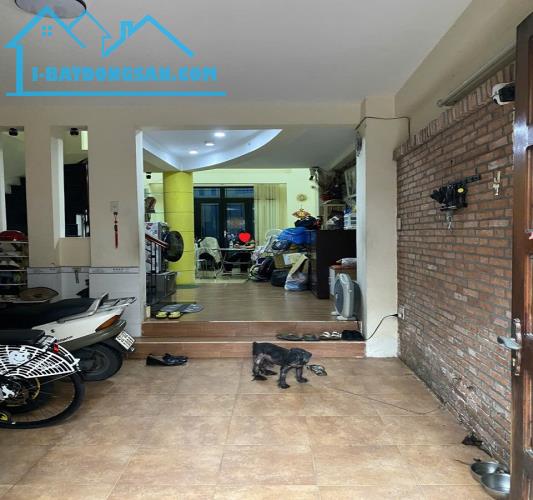 Bán nhà HXH tuong lai ra mặt tiền Nguyễn Đình Chiểu, Phường Bàn Cở, TP HCM, 61m2, 5 tầng,