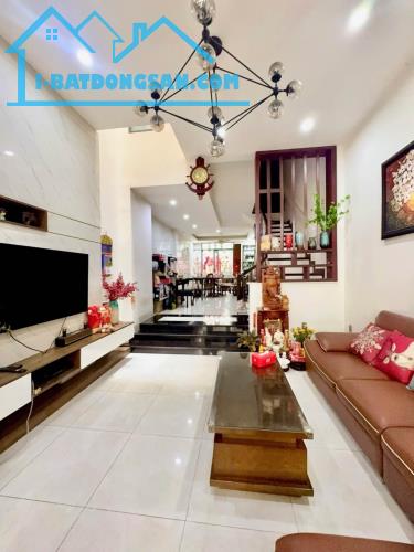 O2235 Siêu phẩm Đặng Thùy Trâm - Khu phân lô VIP