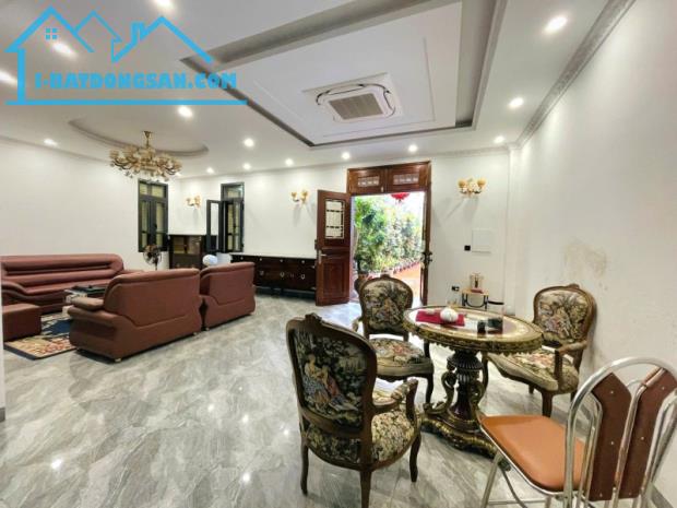 Biệt Phủ Độc Nhất Tây Hồ – 750m² Full Thổ Cư – 2 Mặt Ngõ Ô Tô Tránh – Gần Hồ Tây