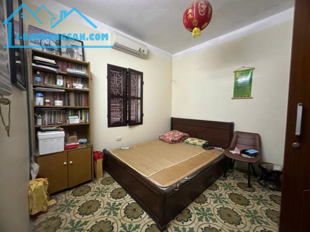 Bán nhà Trần Cung – 120m2 – Mặt tiền 12,8m – 3 Tầng – 26 tỷ .