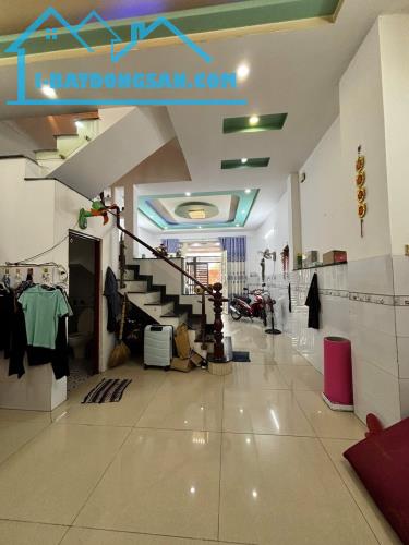 HẺM XE HƠI LÊ ĐÌNH CẨN BÌNH TÂN --64M2--4 TẦNG --GIÁ CHỈ :6.2 TỶ (TL)