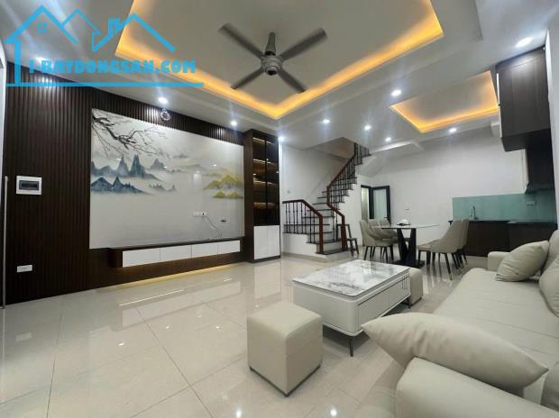 💥Nhà dân xây - Vài bước ra mặt phố - Lô góc cực thoáng - Nội thất mới tinh💥