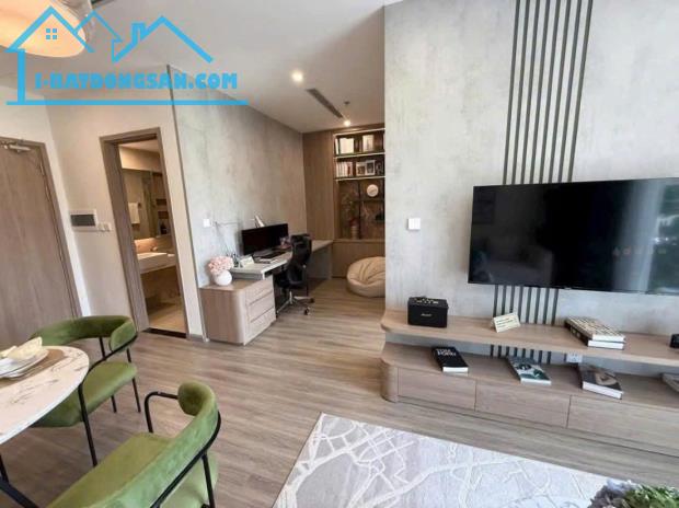 Cần bán căn hộ chung cư Vin Khu đô thị Vinhomes, Phường Hạc Thành, Thanh Hóa giá tốt nhất