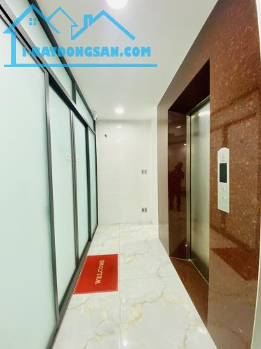 Bán Gấp Nhà Mặt Tiền Cao Thắng Quận 10