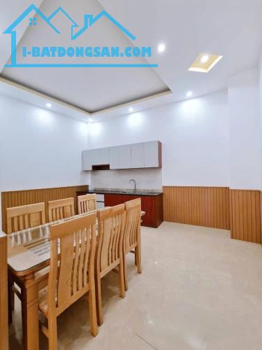 Bán nhà 1T1L đúc, MỚI ĐẸP - NẰM Cách mặt tiền Bờ hồ Bún Xáng chỉ 15m