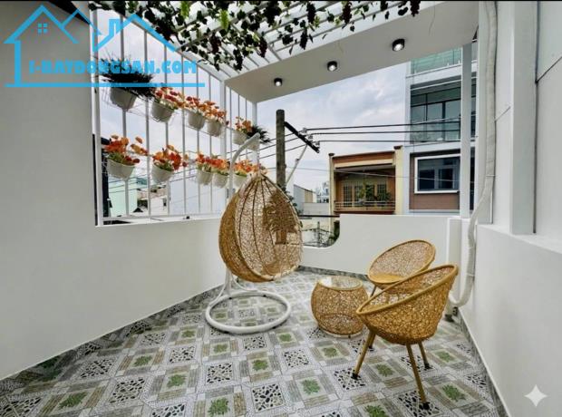 BÁN NHÀ 3 TẦNG HẺM XE HƠI - DƯƠNG BÁ TRẠC QUẬN 8- 3PN- NHỈNH 6 TỶ- GỌI NGAY 0784968131