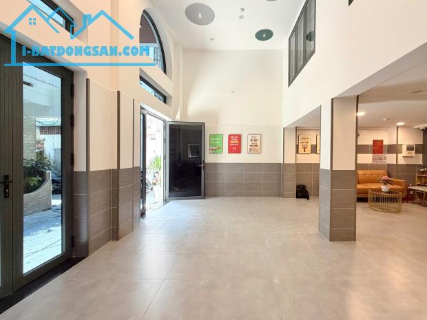 Tòa CHDV Q.3 - 5 Tầng Có Thang Máy - Khai Thác Trên 150tr/tháng - 19 Phòng - 104m²