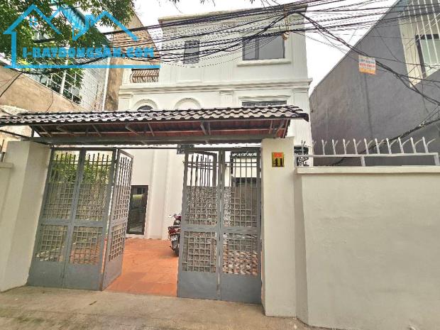 BÁN NHÀ VIỆT HƯNG 145M MT9 Ô TÔ VÀO NHÀ GIÁ 20,8 TỶ