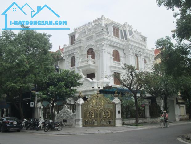 Chị Hà bán Gấp biệt thự lô Góc KĐT Geleximco view CV cạnh siêu thị AEON Mall 300m2 chỉ 5x