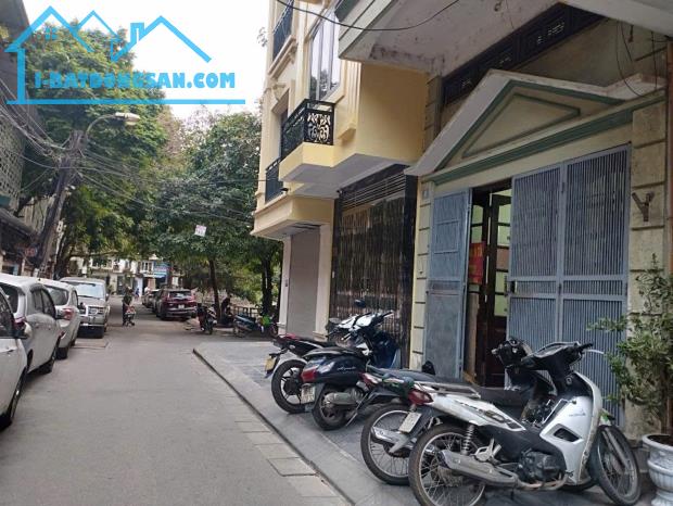 Bán nhà khu phân lô ngõ 88 Võ Thị Sáu, oto tránh via hè - 50m2 x 4 Tầng - Cạnh hồ - sổ đẹp