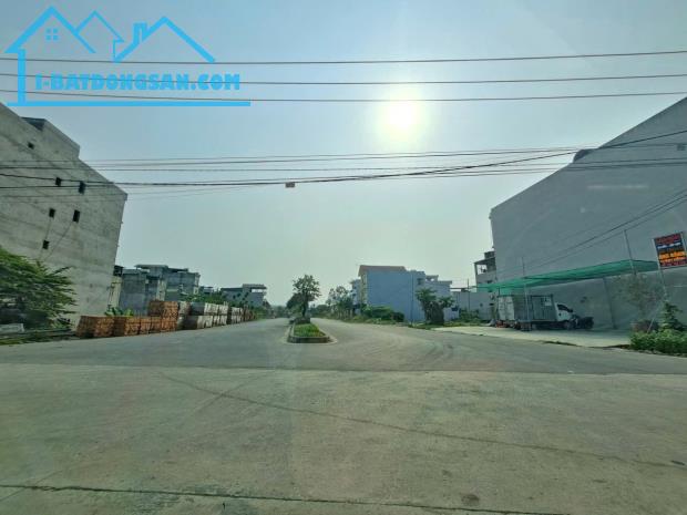 (7,8 tỷ) CẦN BÁN LÔ ĐẤT 90m MT ĐƯỜNG LƯƠNG VĂN TỤY - ĐỒNG DÙ - NINH NHẤT / 0912.547.205