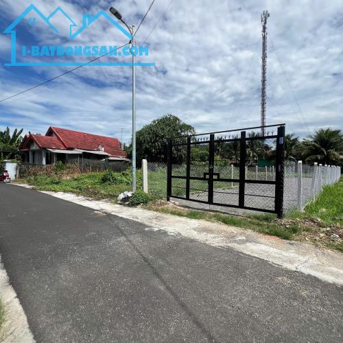 Bán đất Diên Lạc mặt tiền đường Tổ 13 ngay bên hông Uỷ ban xã đi vào