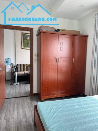 Bán CH Sài Gòn Town 60m2, 2 phòng ngủ. Giá tốt 2.220 tỷ, hợp đồng mua bán.