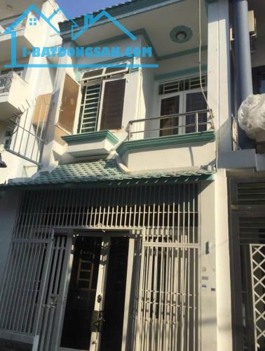 Mặt tiền kinh doanh, cạnh Hồ Bơi Tây Thạnh, 4.9 tỷ