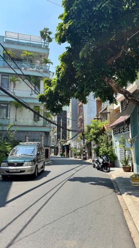 Bán nhà Đất Cấp 4 Tiện Xây- Nguyễn Thanh Tuyền - Lê Văn Sỹ - DT 4 x 17 - 75m2 - Giá 11.9 t