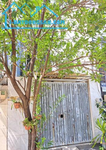 NHÀ ĐẸP Ở NGAY HẺM XE HƠI ĐỐI DIỆN VẠN PHÚC CITY 2 TẦNG 4X19 CHỈ 5,6 TỶ
