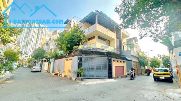 BIỆT THỰ KIỀU ĐÀM QUẬN 7 – 175M2 – LÔ GÓC 2MT – GẦN LOTTE MART