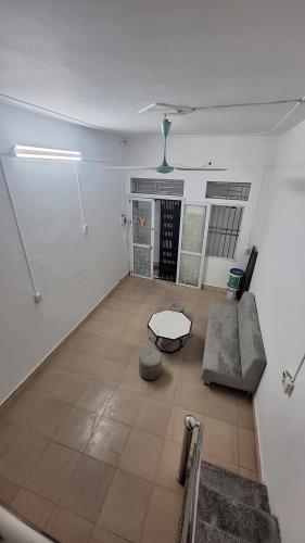 BÁN NHÀ 1 TỶ 050 TRIỆU , NGÕ ĐƯỜNG TRẦN PHÚ, 25 M2 x 2 TẦNG