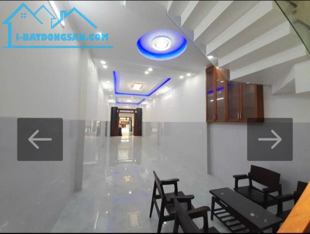 Bán nhà 3 tầng mặt tiền Trần Văn Mười, gần ngã 3 vị trí kinh doanh đỉnh chỉ 11.2 tỷ TL.