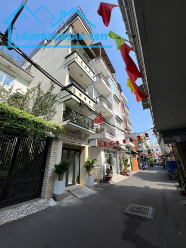 nhà góc 2 mặt tiền HXH, An Dương Vương, P4, Q5, 5 tầng, giá:15 tỷ