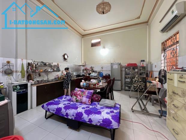 MẶT TIỀN KINH DOANH TỈNH LỘ 10 BÌNH TÂN --155M2--4 TẦNG --DÒNG TIỀN 25TR--GIÁ :16.8 TỶ (TL