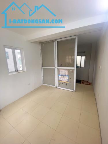 Bán nhà Bạch Mai – lô góc, sổ riêng,Ko QH |16m² x 5 tầng 3 tỷ+, phù hợp gia đình trẻ