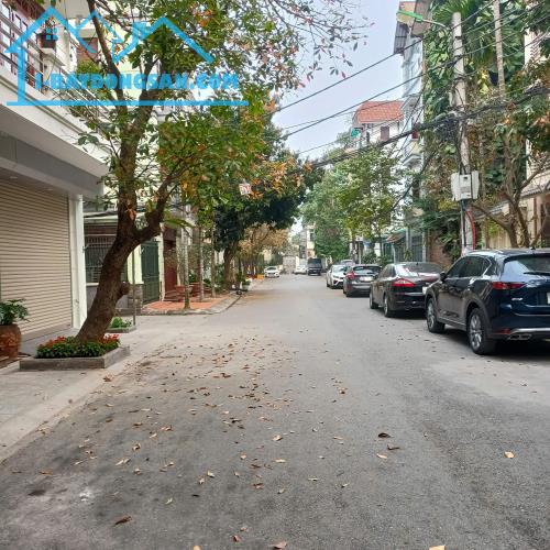 Nhà Bò Đề 85m² – mt 8.4m, ô tô tránh, gần trục cầu Trần Hưng Đạo