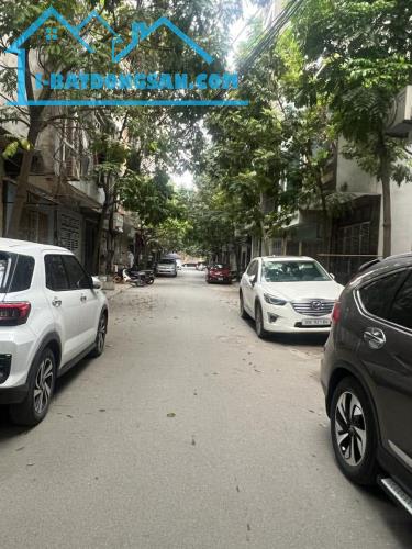 Phân lô Văn Quán 35m mt3.5m 4t vỉa hè,3 ô tô tránh,KD an sinh tuyệt vời