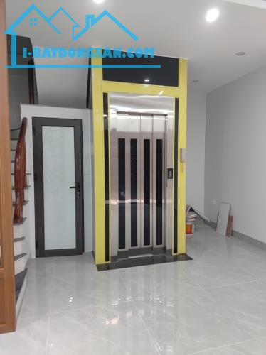 BÁN NHÀ XUÂN ĐỈNH-6 TẦNG-MT 4.5M-NHỈNH 10 TỶ-FULL NỘI THẤT-THANG MÁY- GẦN Ô TÔ